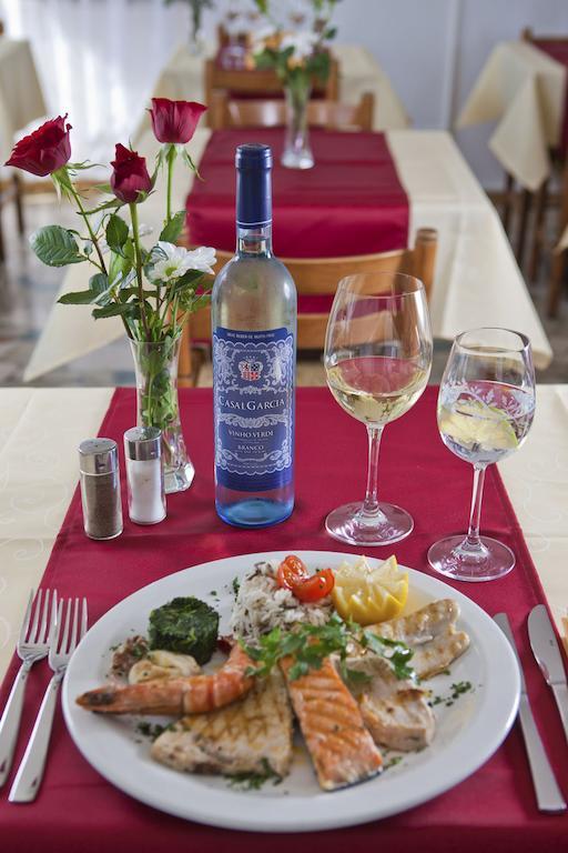Hotel Al Lago Vogorno Екстериор снимка